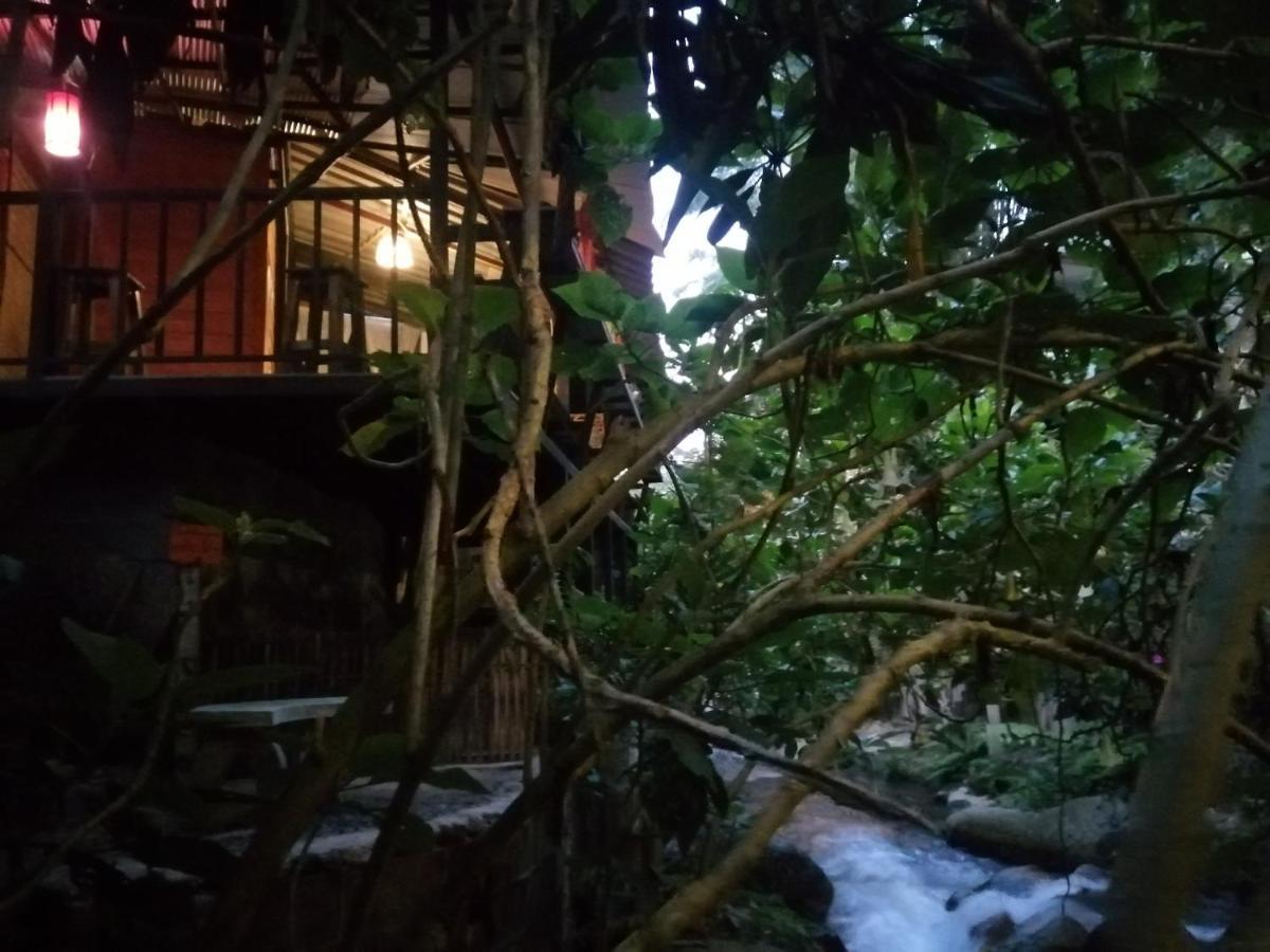 แม่อุ๊ยโฮมสเตย์&Mae Uai Homestay Banpoknaj Kültér fotó